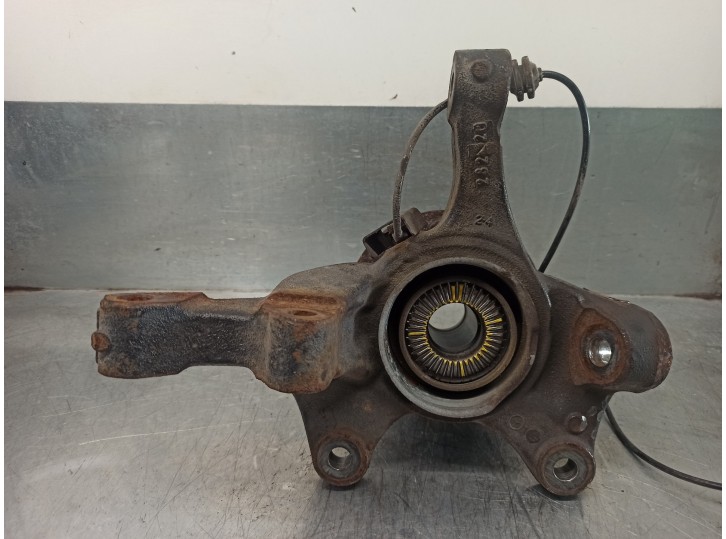 Recambio de mangueta delantera derecha para mercedes-benz clase v (w447) referencia OEM IAM A4473320301  