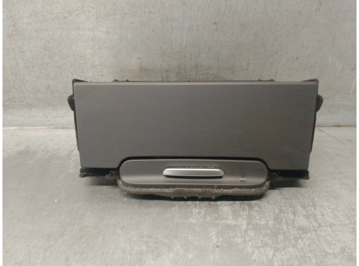 Recambio de guantera para renault talisman 1.6 tce energy referencia OEM IAM 685005723R VR1500 VISTEON