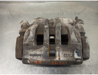 Recambio de pinza freno delantera izquierda para mercedes-benz clase v (w447) referencia OEM IAM A4474200883 B91902 BREMBO