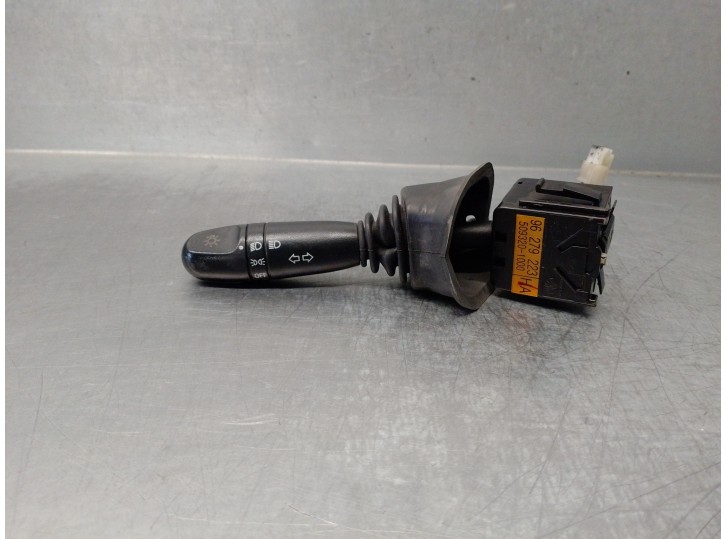 Recambio de mando luces para chevrolet tacuma 1.6 cat referencia OEM IAM 96279223 INTERMITENTES 