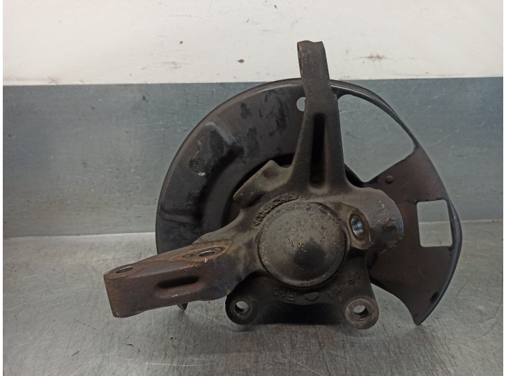 Recambio de mangueta delantera izquierda para nissan vanette cargo 2.3 diesel referencia OEM IAM 400159C501 
