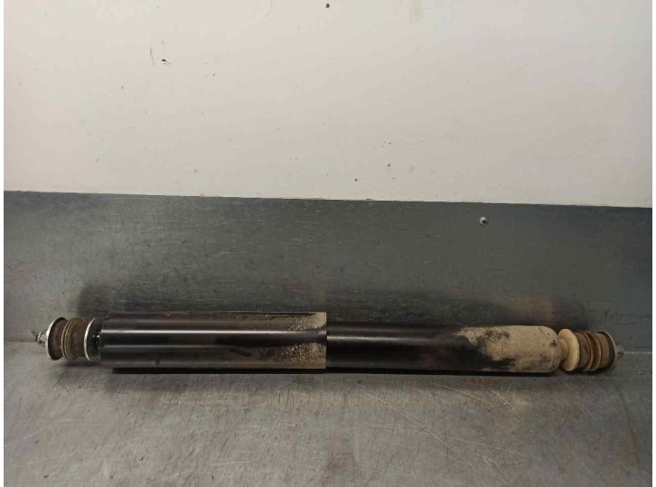 Replacement left front shock absorber for Land Rover Discovery (SALLJG/LJ) 2.5 turbodiesel OEM IAM reference 423093JP 