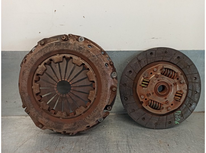 Recambio de kit embrague para renault laguna grandtour (k56) 2.0 16v referencia OEM IAM 7700106225  VALEO