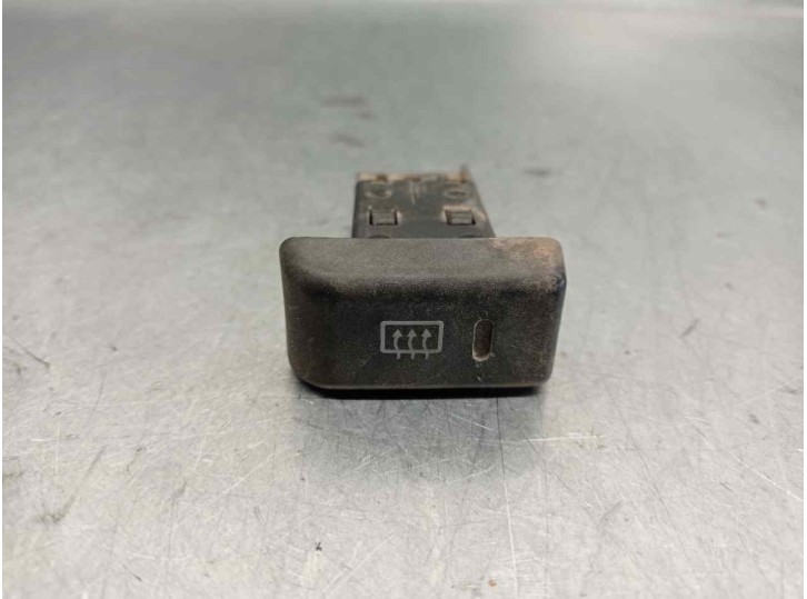 Replacement switch for Land Rover Discovery (SALLJG/LJ) 2.5 Turbodiesel OEM IAM reference 