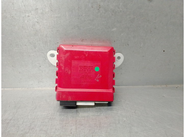 Recambio de modulo electronico para lexus is 200 (ds2/is2) d-cat referencia OEM IAM 9843053010 1233006662 DENSO