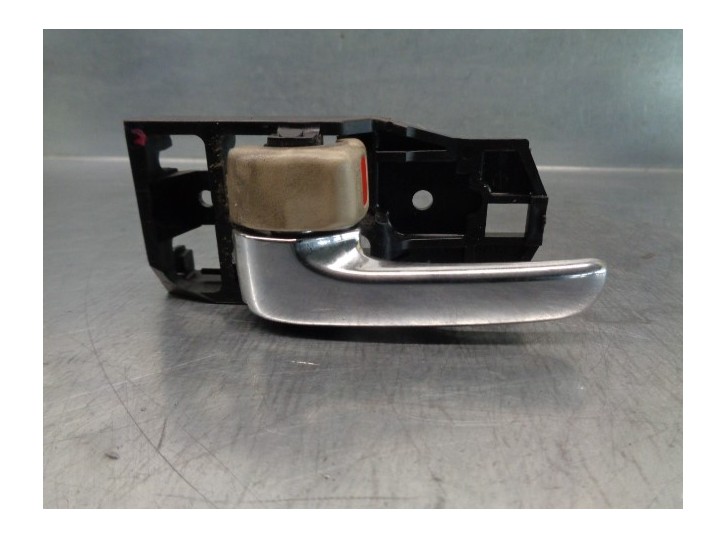 Recambio de maneta interior delantera izquierda para lexus rx300 (mcu15) luxury referencia OEM IAM 6920648010A0  