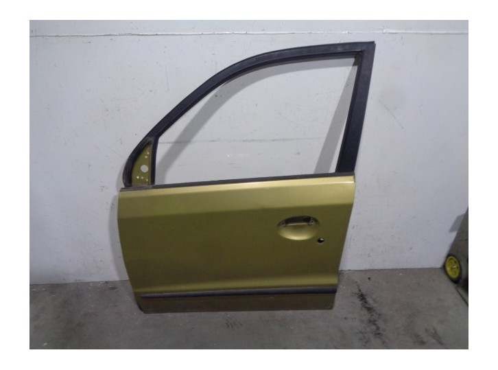 Recambio de puerta delantera izquierda para hyundai atos (mx) gls referencia OEM IAM 7600302020 DORADA 5 PUERTAS