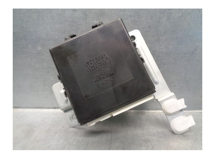 Recambio de modulo electronico para lexus rx300 (mcu15) luxury referencia OEM IAM 8922448010 1233006075 DENSO