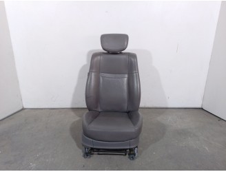 Recambio de asiento delantero derecho para ssangyong rodius ii 2.0 xdi referencia OEM IAM 7459921130 7459921130 