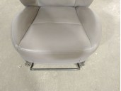 Recambio de asiento delantero derecho para ssangyong rodius ii 2.0 xdi referencia OEM IAM 7459921130 7459921130 