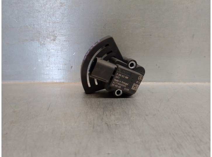 Recambio de modulo electronico para mercedes-benz clase v (w447) referencia OEM IAM A1779050502 0265011089 BOSCH