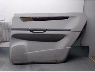 Recambio de guarnecido puerta trasera derecha para mercedes-benz clase r (w251) 3.0 cdi cat referencia OEM IAM A2517300248  5 PU