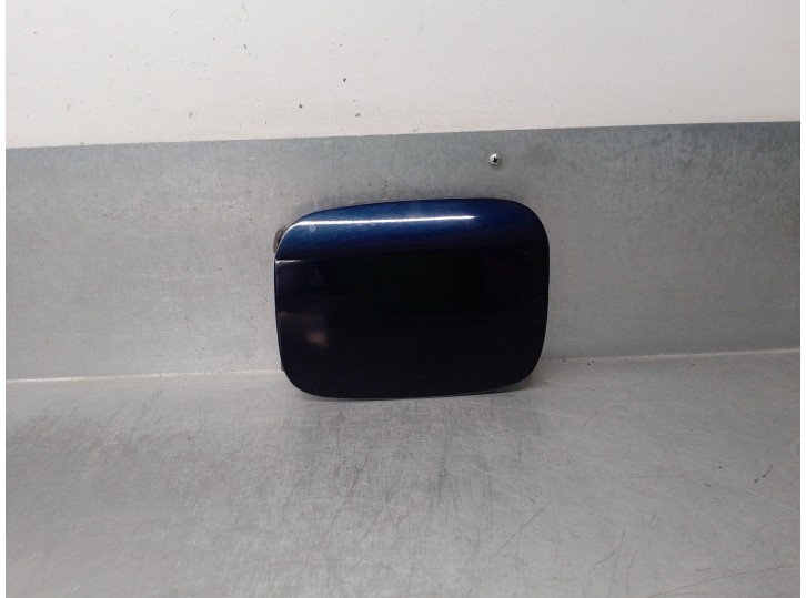 Recambio de tapa exterior combustible para lexus is 200 (ds2/is2) d-cat referencia OEM IAM 7735053050  