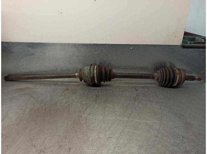 Recambio de transmision delantera derecha para lexus rx300 (mcu15) luxury referencia OEM IAM 4234048020  