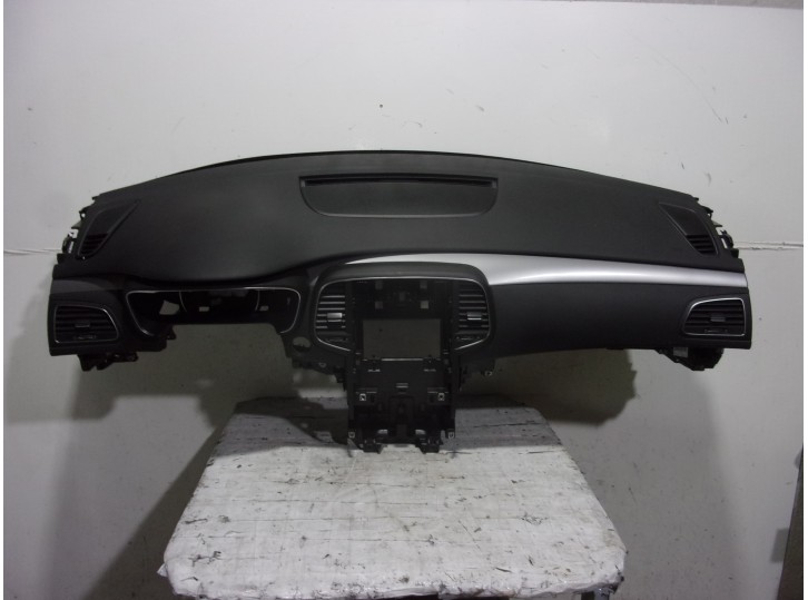 Recambio de salpicadero para renault talisman 1.6 tce energy referencia OEM IAM 681002490R NEGRO 