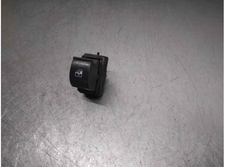 Recambio de mando elevalunas delantero derecho para fiat ducato caja abeirta 33 (06.2006 =>) l1 100 multijet referencia OEM IAM 