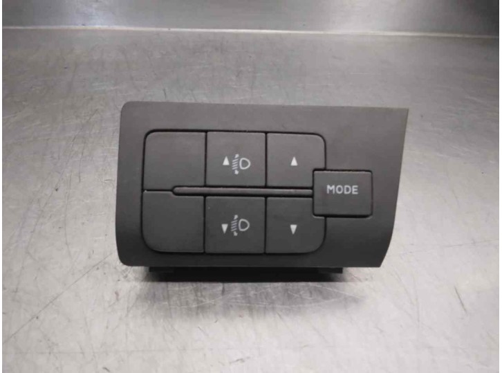 Recambio de botones salpicadero para fiat ducato caja abeirta 33 (06.2006 =>) l1 100 multijet referencia OEM IAM 735421355 