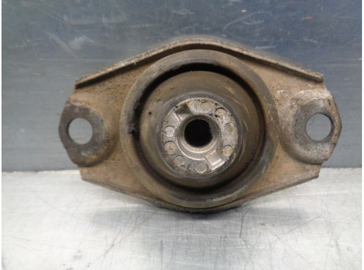 Replacement engine mount for fiat multipla (186) 1.9 jtd cat OEM IAM reference 46407326 