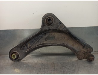 Recambio de brazo suspension inferior delantero izquierdo para citroën c3 iii (sx) 1.2 vti 82 referencia OEM IAM 9670772080  