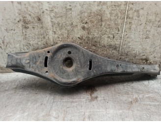 Recambio de brazo suspension inferior trasero derecho para skoda superb combi (3t5) 2.0 tdi dpf referencia OEM IAM 