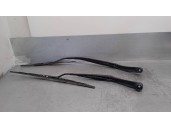 Recambio de brazo limpia delantero derecho para hyundai i10 1.2 cat referencia OEM IAM 983200X000  