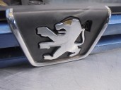 Recambio de rejilla delantera para peugeot boxer combi (rs2850)(270/310)(´02) 2.5 turbodiesel referencia OEM IAM 1304863080 