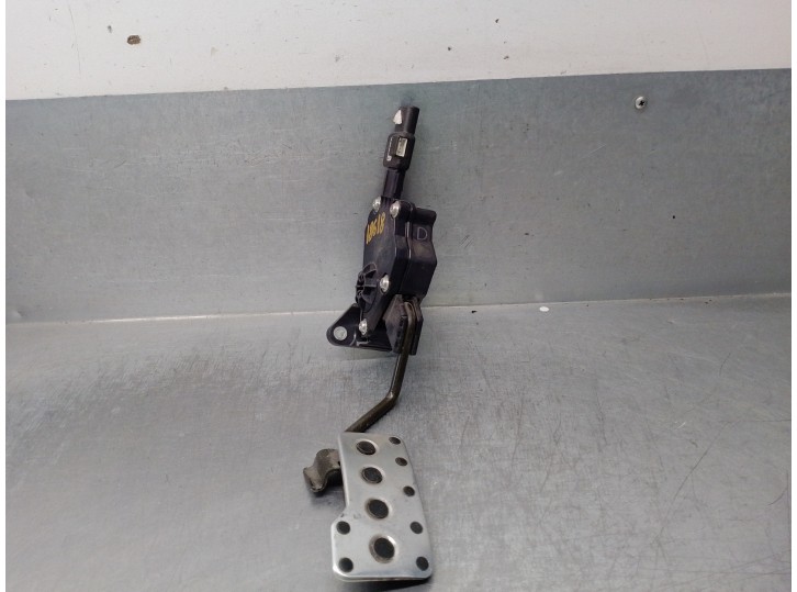 Recambio de potenciometro pedal para lexus is 200 (ds2/is2) d-cat referencia OEM IAM 7811053040 ACELERADOR 