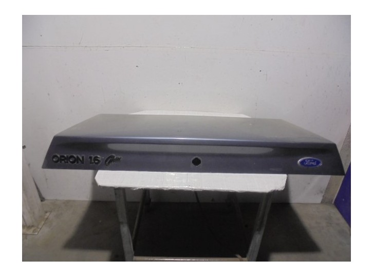 Recambio de porton trasero para ford orion (1989.... 1.6 65 kw referencia OEM IAM GRIS AZULADO 4 PUERTAS