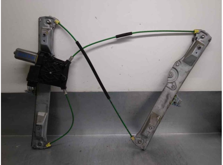 Recambio de elevalunas delantero derecho para opel corsa d 1.4 16v referencia OEM IAM 13447041 6 PINES 3 PUERTAS