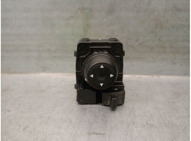 Recambio de mando retrovisor para hyundai i10 iii (ac3, ai3) 1.2 mpi referencia OEM IAM 93530K6000NNB 93530K6000NNB 