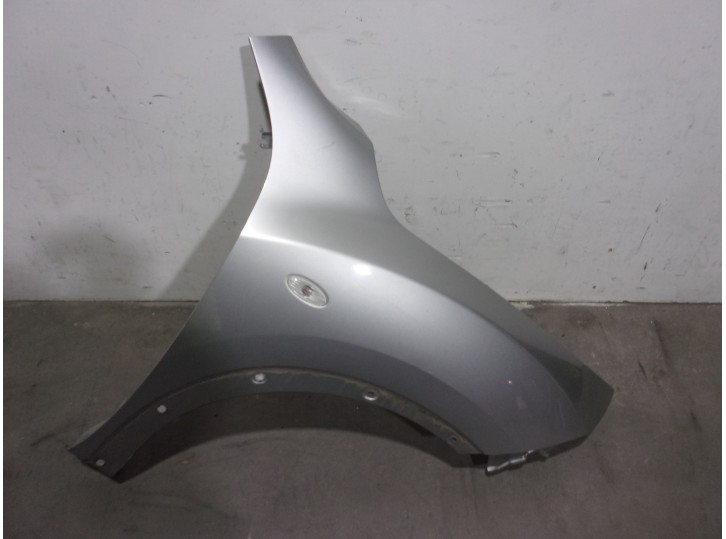 Recambio de aleta delantera derecha para nissan juke (f15) 1.6 16v referencia OEM IAM F31001KKAA GRIS 