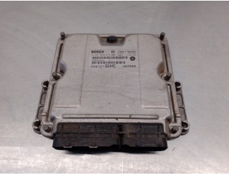 Recambio de centralita motor uce para chrysler grand voyager (rg) 2.5 referencia OEM IAM P04727664AC 0281010814 BOSCH
