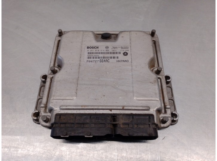 Recambio de centralita motor uce para chrysler grand voyager (rg) 2.5 referencia OEM IAM P04727664AC 0281010814 BOSCH