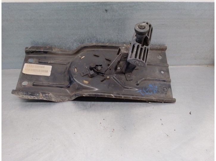 Recambio de util rueda repuesto para chrysler grand voyager (rg) 2.5 referencia OEM IAM P04860958AA 