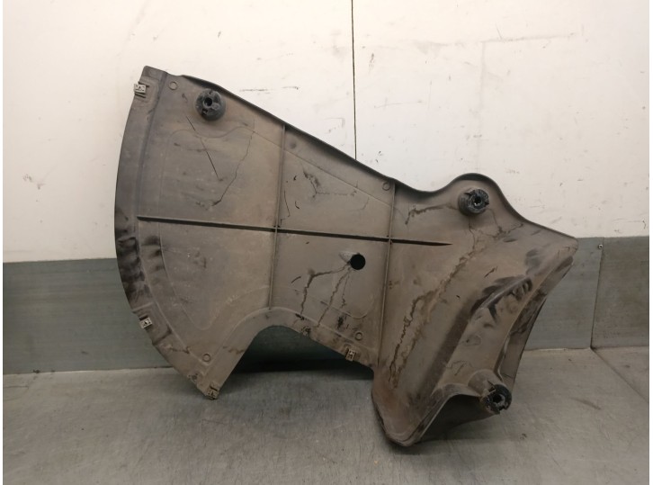 Recambio de molduras traseras para skoda scala (nw1) 1.0 tsi referencia OEM IAM 657825206 657825206 