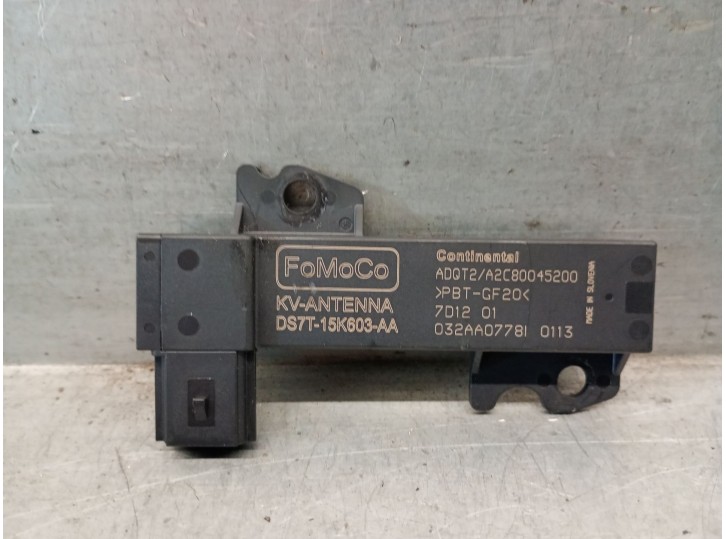 Recambio de antena para ford kuga ii (dm2) 2.0 tdci referencia OEM IAM DS7T15K603AA A2C80045200 CONTINENTAL
