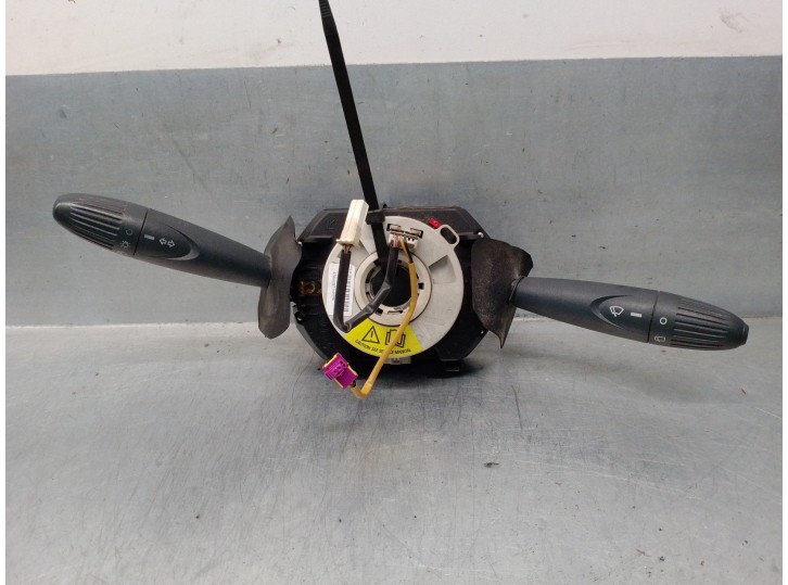 Recambio de mando luces para ford ka (ccu) 1.2 8v cat referencia OEM IAM 07354736600 1790293 FOMOCO