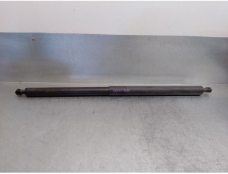Replacement tailgate / boot struts for Mercedes-Benz V-Class (W447) OEM IAM reference A4479800064 