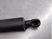 Recambio de amortiguadores maletero / porton para mercedes-benz clase v (w447) referencia OEM IAM A4479800064  