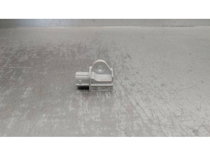 Recambio de sensor impacto para hyundai i10 1.2 cat referencia OEM IAM 959200X000 5WK43791 SIEMENS