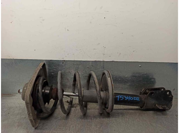 Replacement front left shock absorber for Peugeot Expert Combi Comfort Glazed (5 seats) OEM IAM reference 