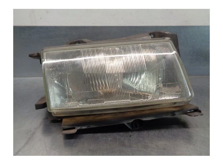 Replacement right headlight for Peugeot Expert Kombi Comfort glazed (5 seats) OEM IAM reference 1474267080 6205AK 