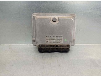 Recambio de centralita motor uce para opel zafira a elegance referencia OEM IAM 24417169 0281010268 BOSCH