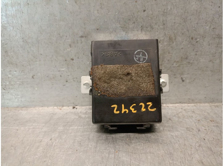 Recambio de modulo electronico para volvo s40 i (644) 1.8 referencia OEM IAM 30857627 30857627 1513008381 DENSO