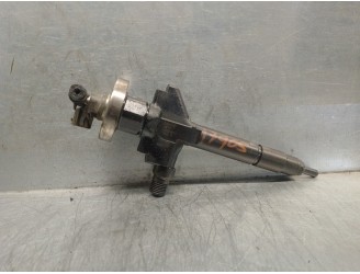 Replacement injector for Mazda 6 Saloon (GG) 2.0 Diesel CAT OEM IAM reference 13H50B 5870 DENSO