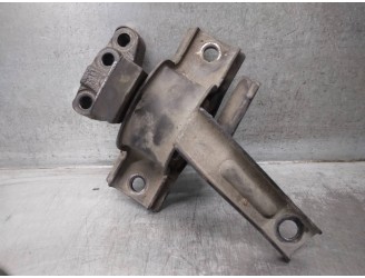 SOPORTE MOTOR IZQUIERDO 218100X200 