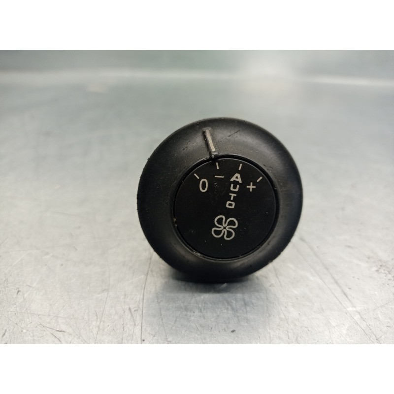 Recambio de mando climatizador para lancia phedra (180) 2.2 jtd 16v emblema referencia OEM IAM 1488941077 