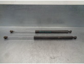 Recambio de amortiguadores maletero / porton para renault laguna grandtour (k56) referencia OEM IAM 7700427547  