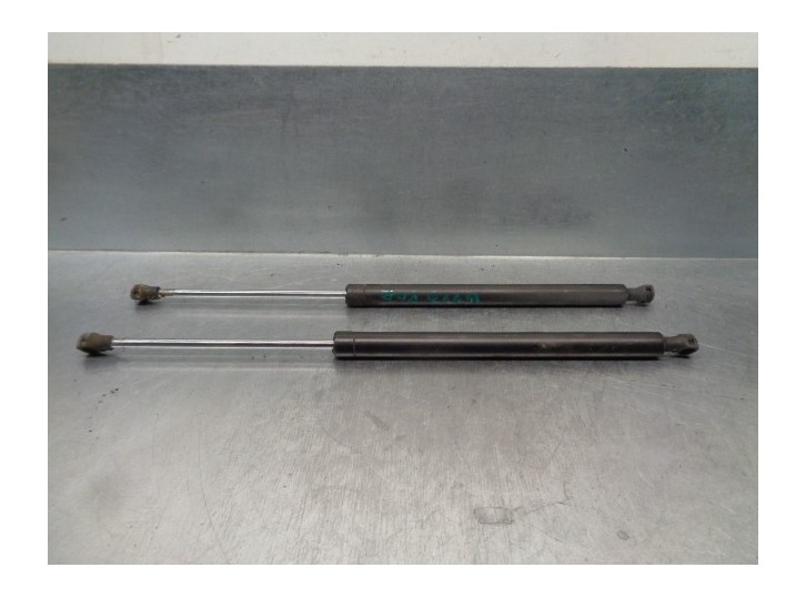 Recambio de amortiguadores maletero / porton para renault laguna grandtour (k56) referencia OEM IAM 7700427547  