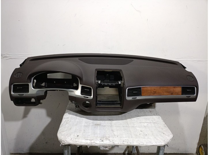 Recambio de salpicadero para volkswagen touareg (7p5, 7p6) 3.0 v6 tdi referencia OEM IAM 7P1857003G 7P1857003G 